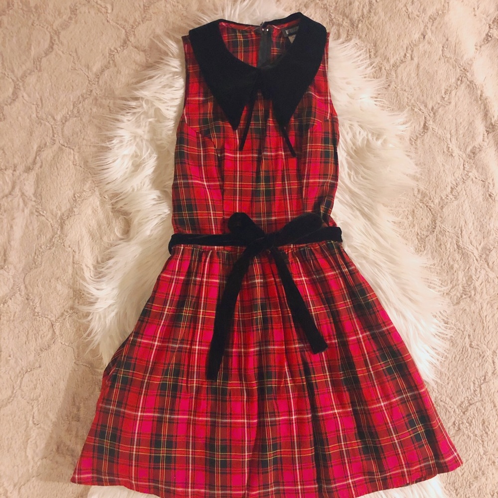 Retrolicious Holly Red Plaid Velvet Collar Dress